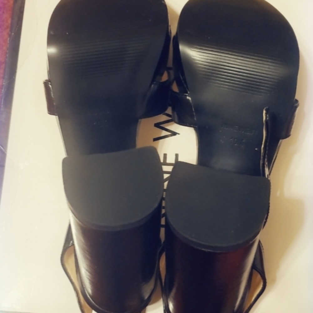 Nine West - Picture 3 of 5